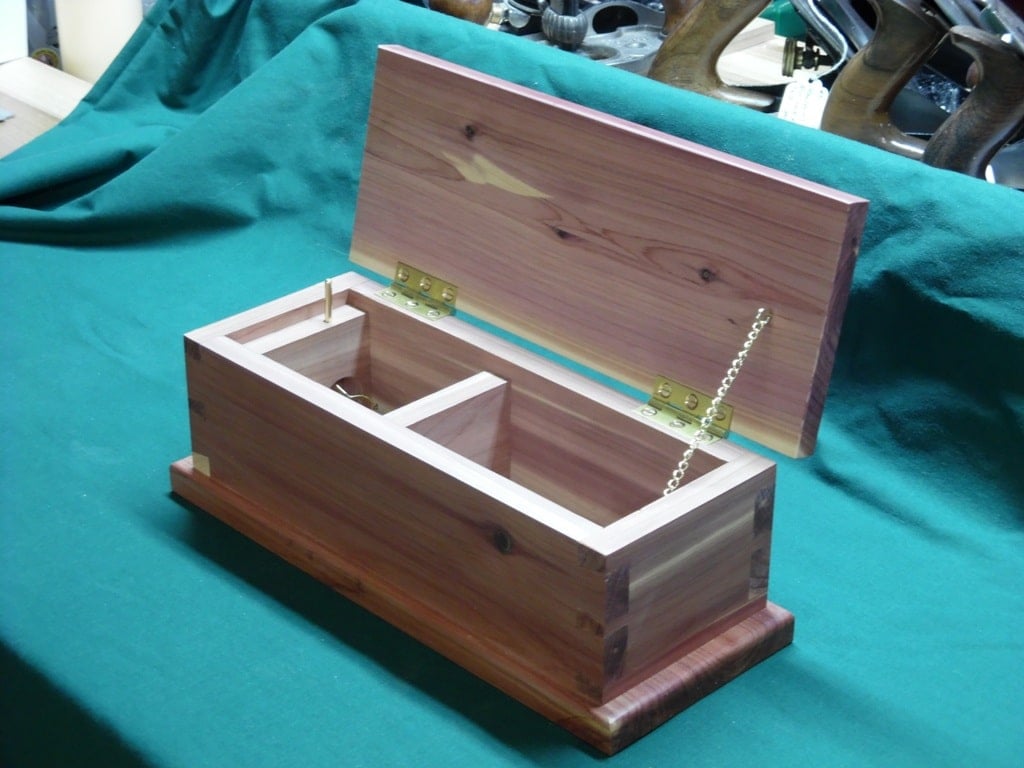 Dovetail Box by FarRed