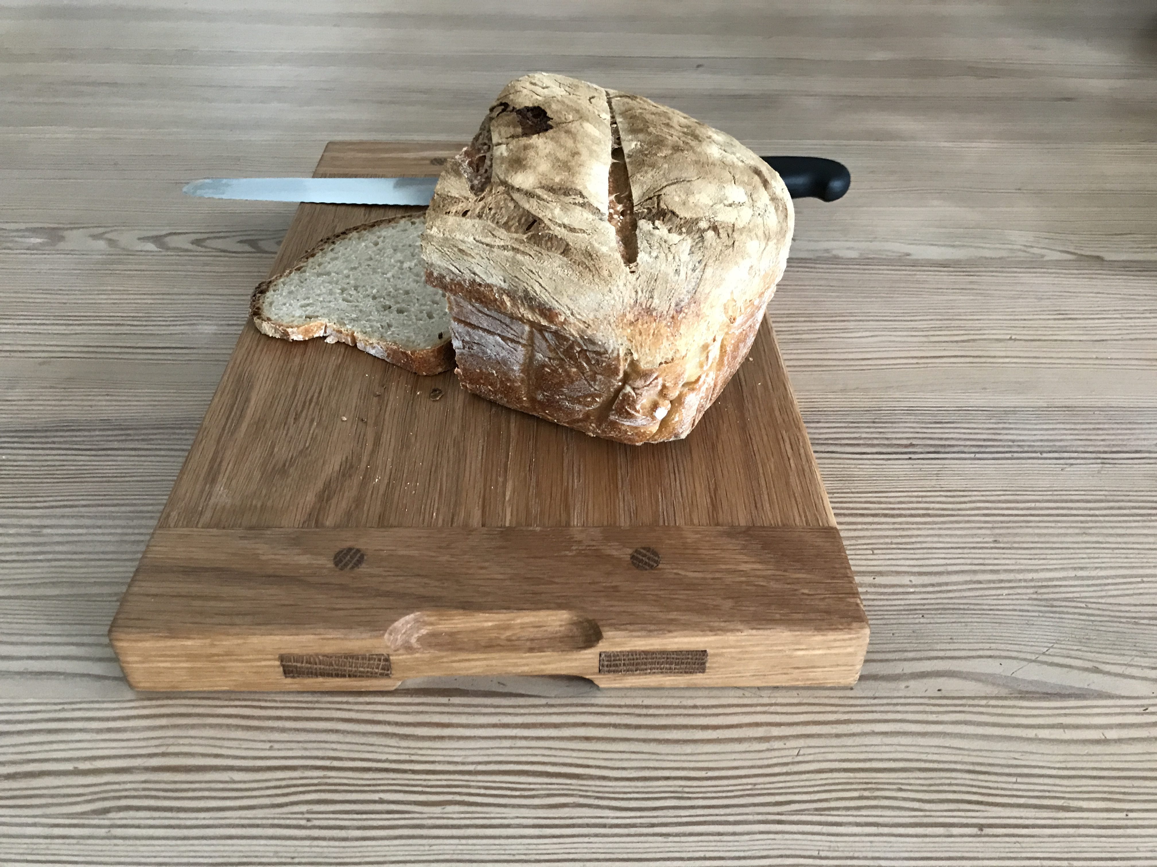 Breadboard-end Cutting Board by martinemil
