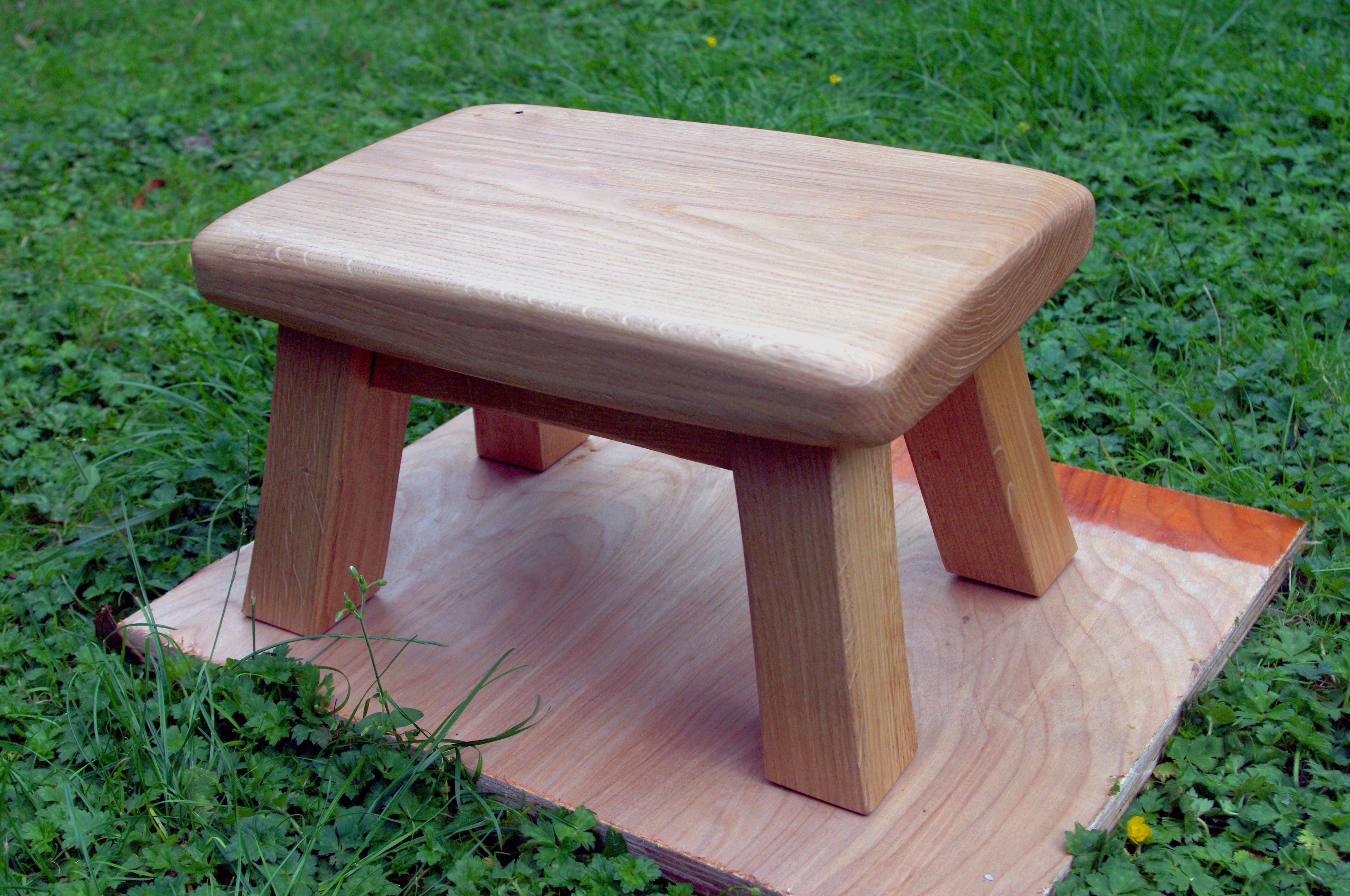 Footstool by chemical_cake