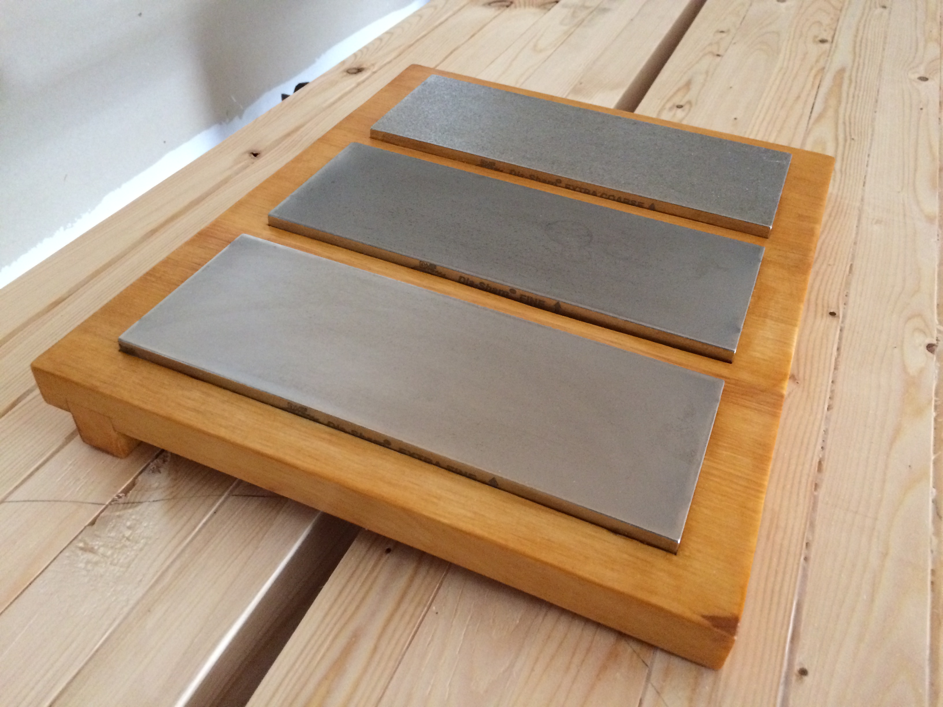 Large Wood Cutting Board -Large Hardwood Serving Board - Maple - Walnu – A.  P. Woodcraft