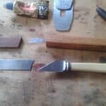 Hi Paul and all, thought everyone would like this, broke my favourite table knife making bread. I know Paul is into recycling, and his favourite stanley is very expensive in Aussie, so how about some better use of a broken butter knife. Works very well.