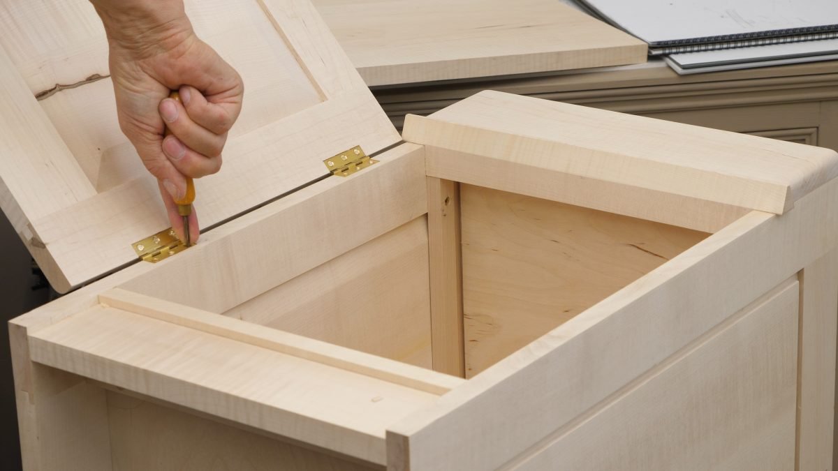 Bedside Cabinet - Woodworking Masterclasses