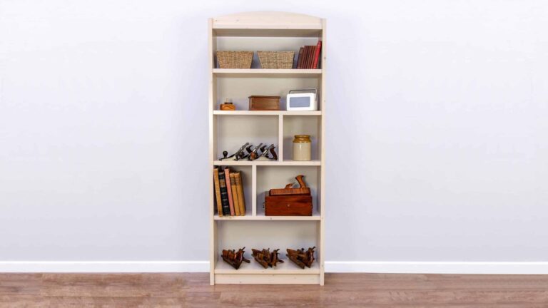 Simple Bookshelf