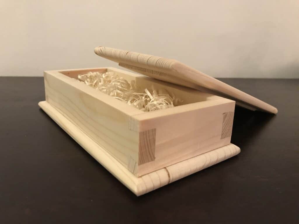 Dovetail Box by David Fernhed