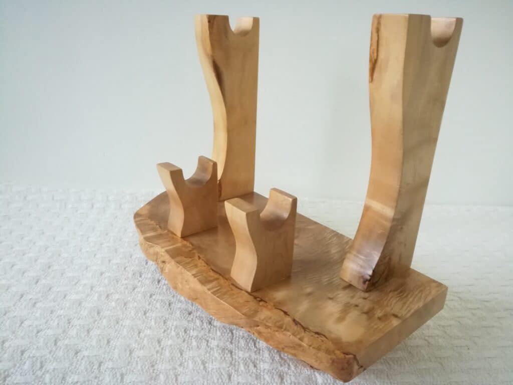Wooden Sword Stand/Katanakake by Alister Gillies