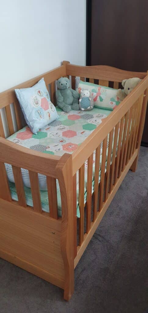 Baby's Cot by Paul