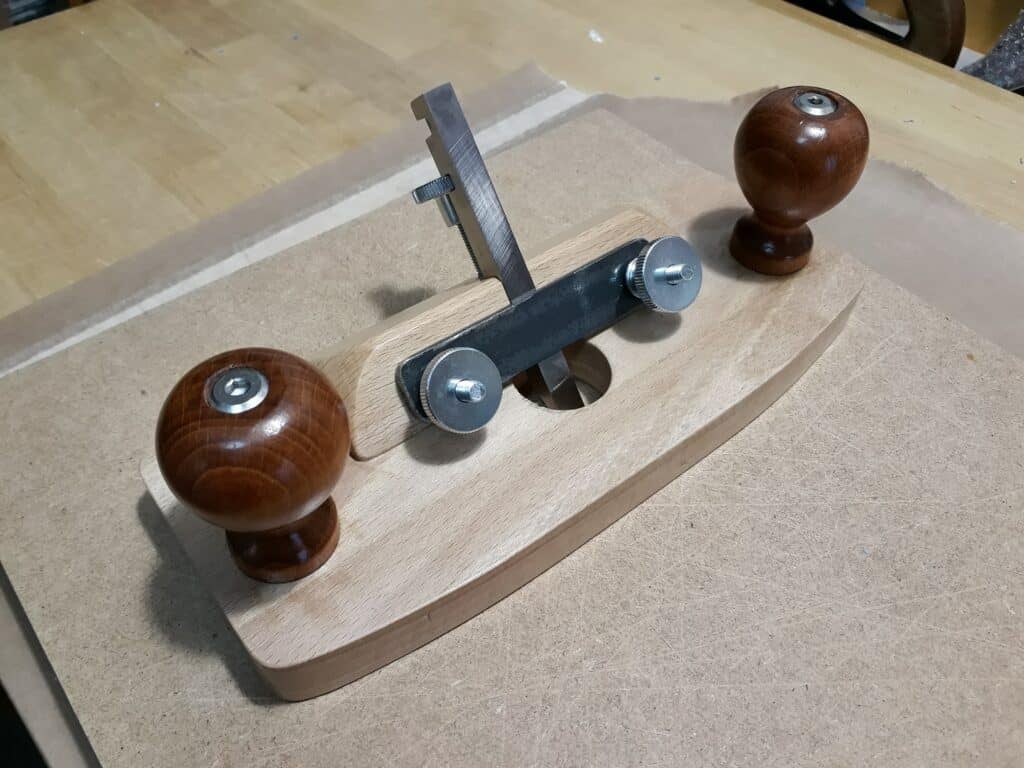 Router Plane by Julio T.